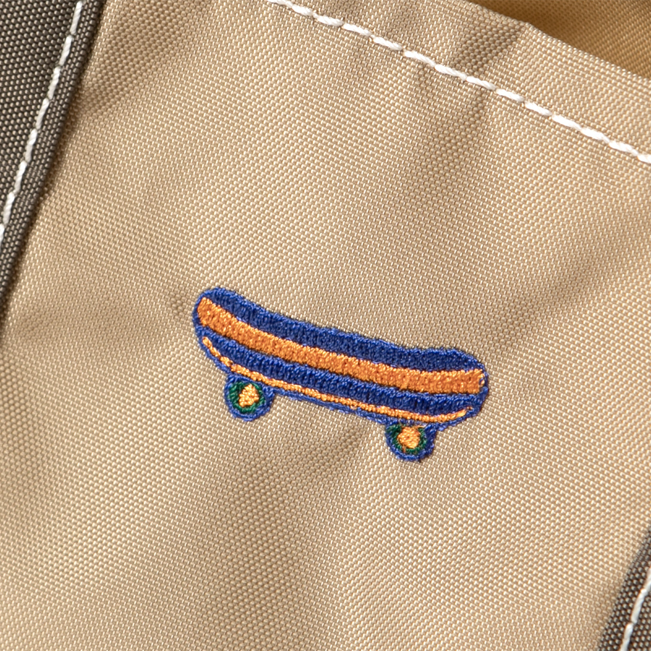 刺しゅう スケートボード