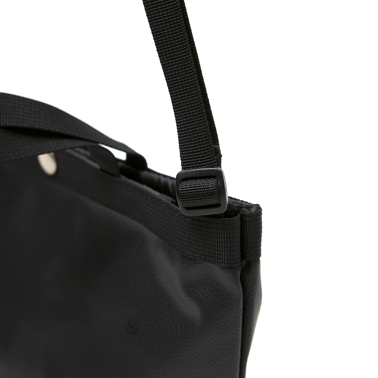 SAMPLE-SNAP SHOULDER BLACK (STAR)