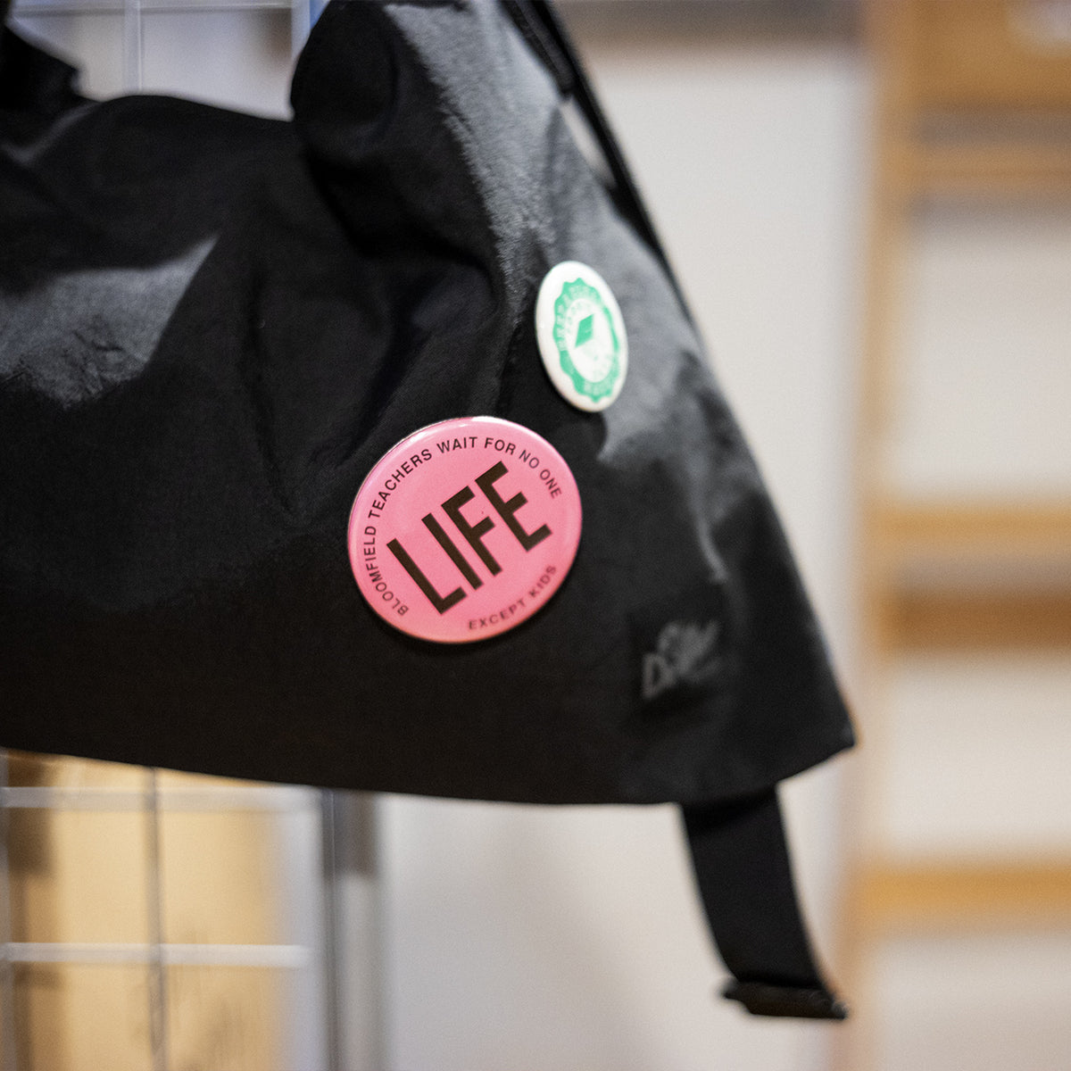 ビンテージバッジ 缶バッジ VINTAGE BADGES ドリフター drifter