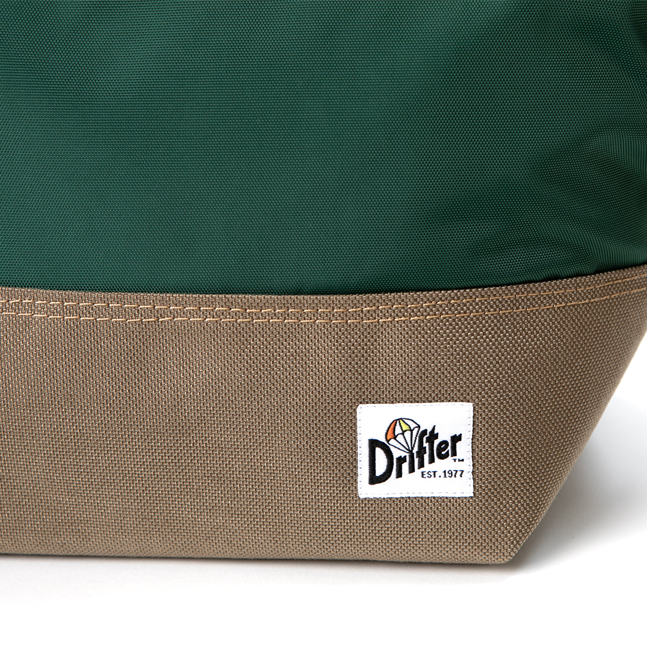 アーウェイポーチ