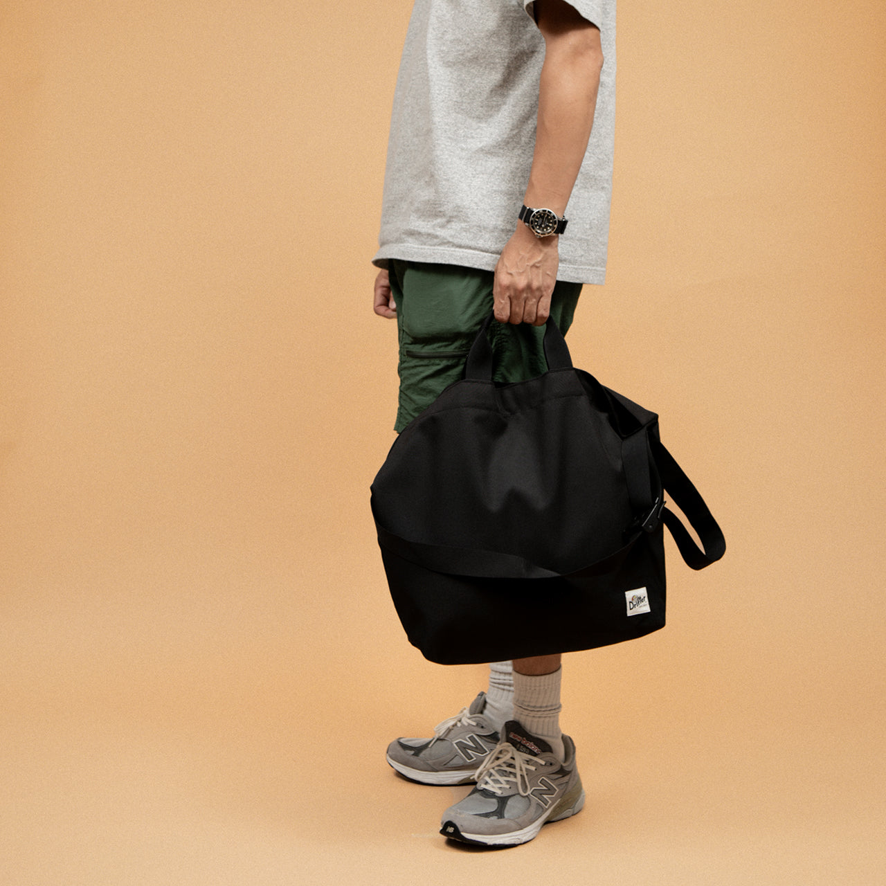 プレーンショルダーバッグ