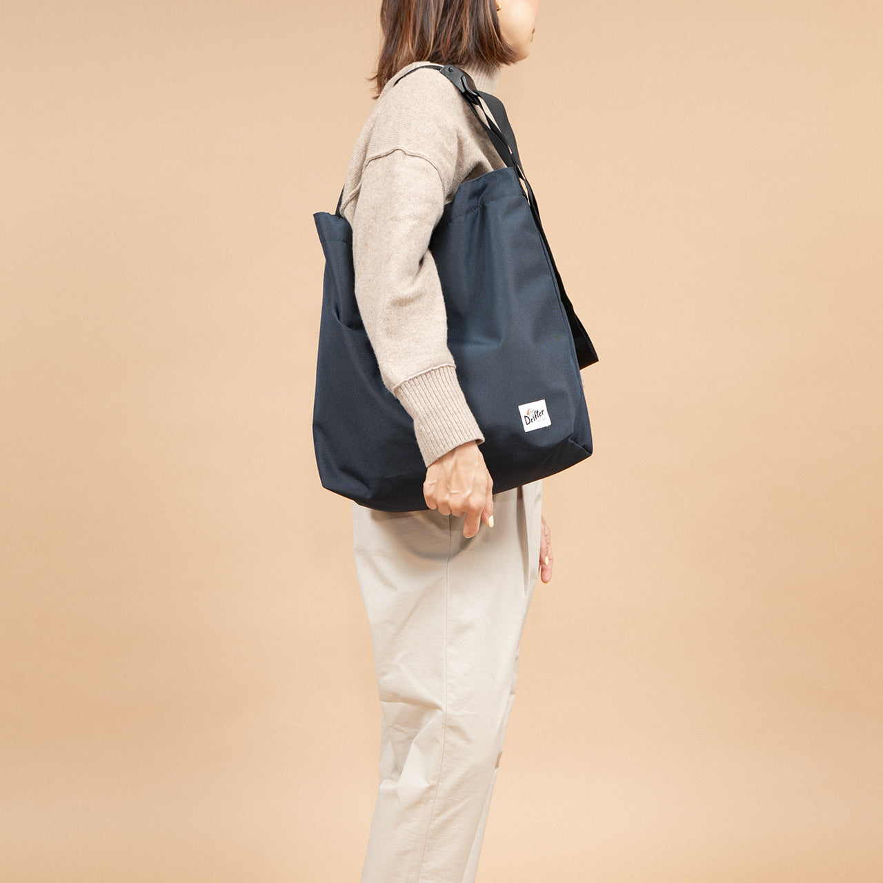 プレーンショルダーバッグ