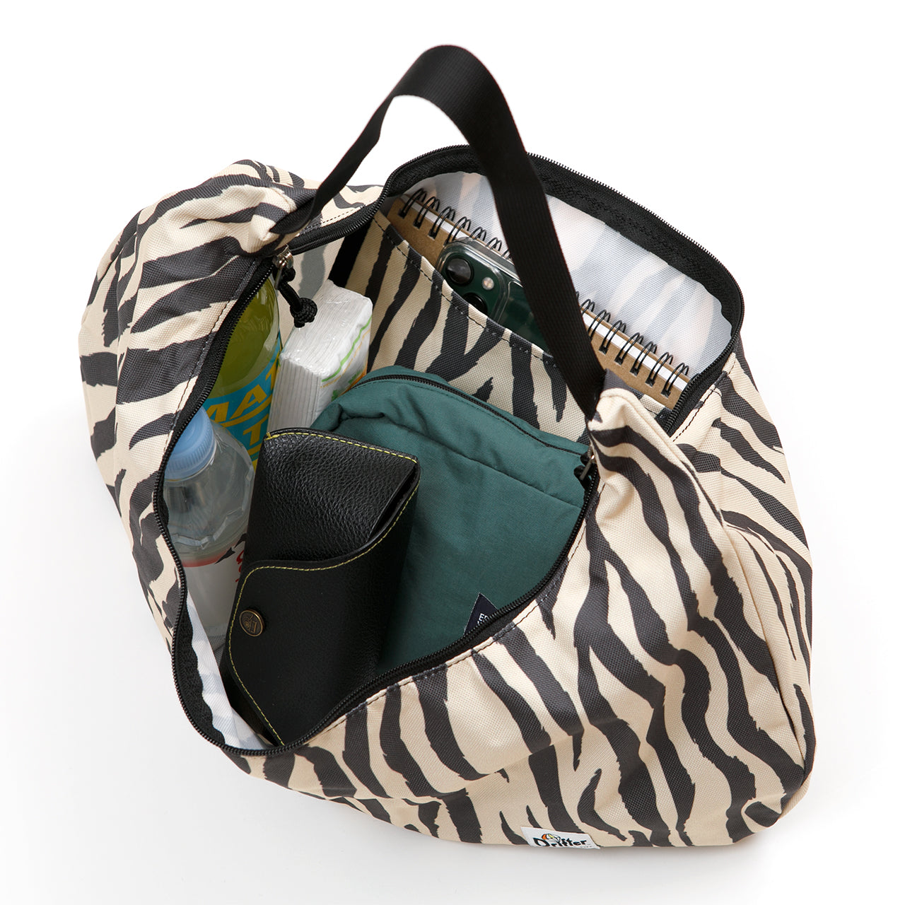 SAMPLE-CRESCENT BAG BLACK LEOPARD (STAR Fantastic)