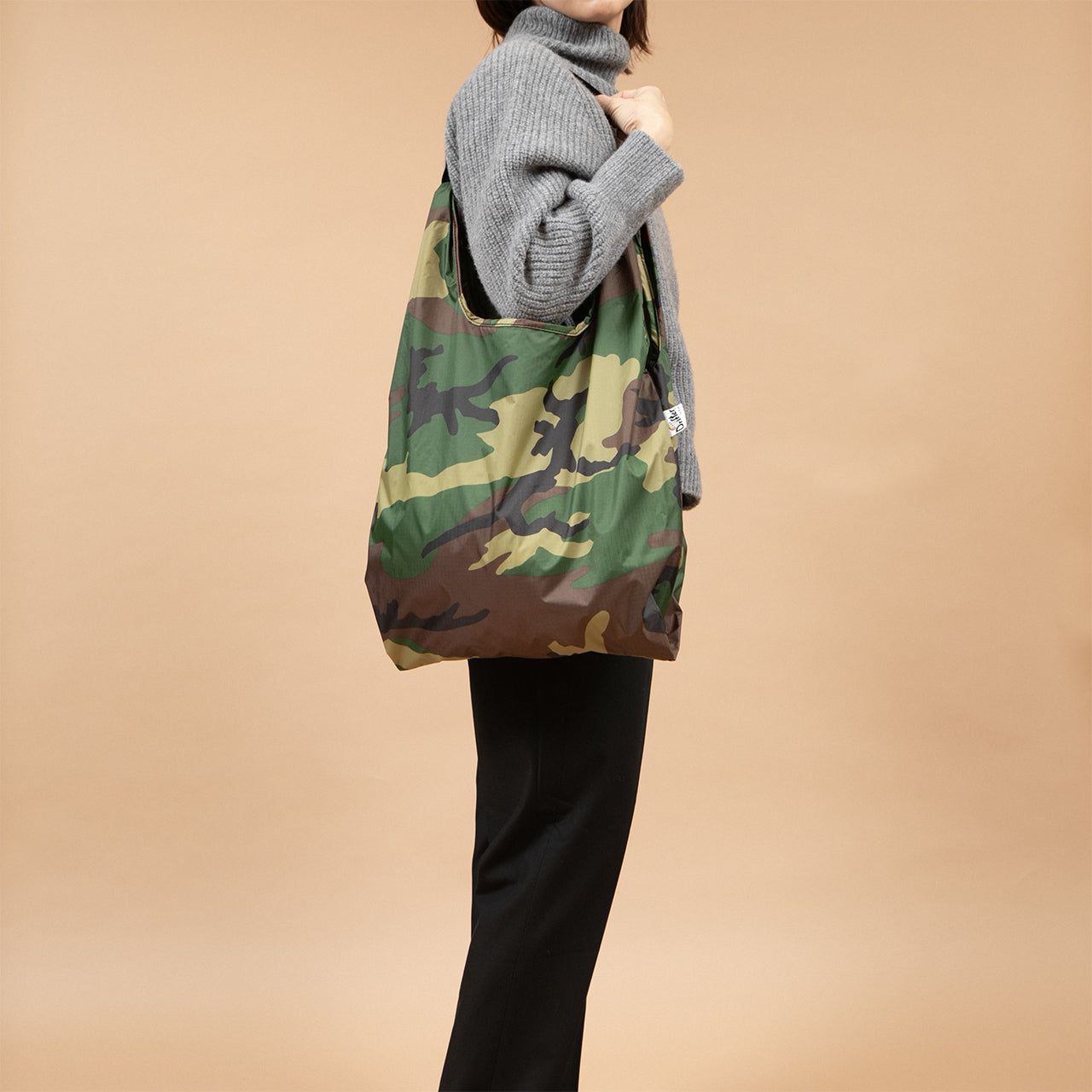 SAMPLE-POCKETABLE TOTE TAN (LUCHA LIBRE)