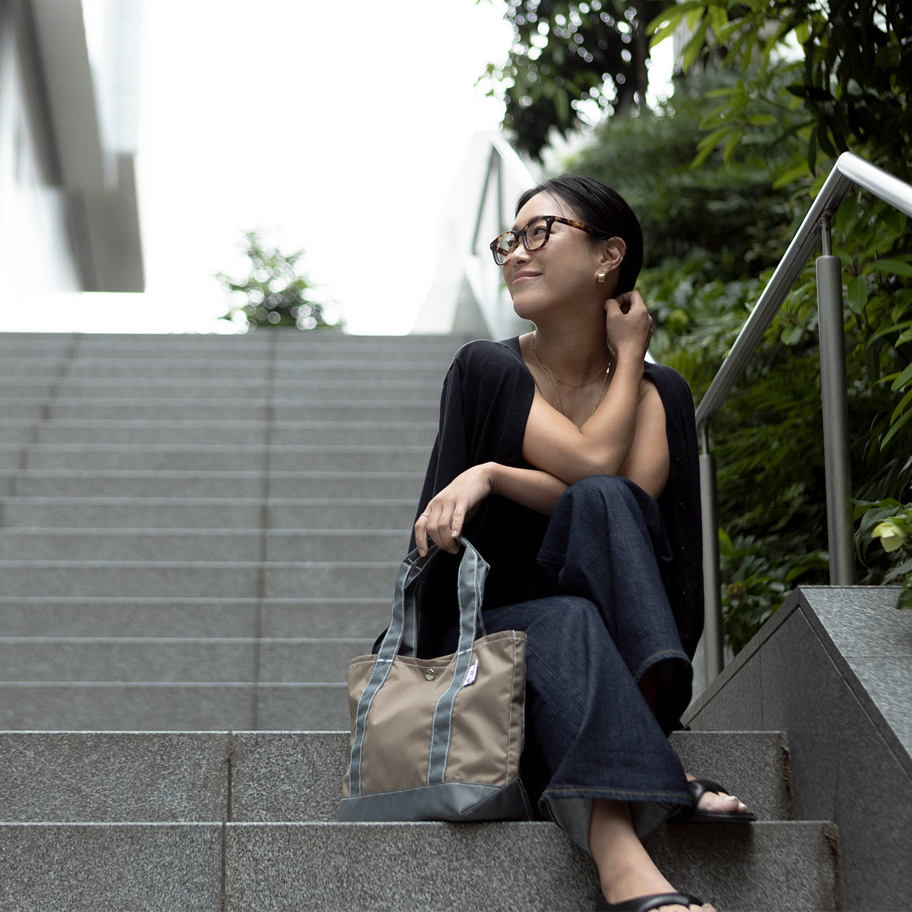 石岡真実 ドリフター バックアイミディアムトート Drifter