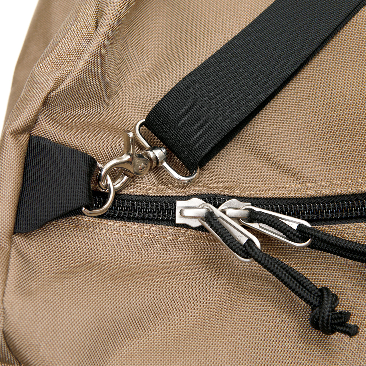 ジャイアントダッフル