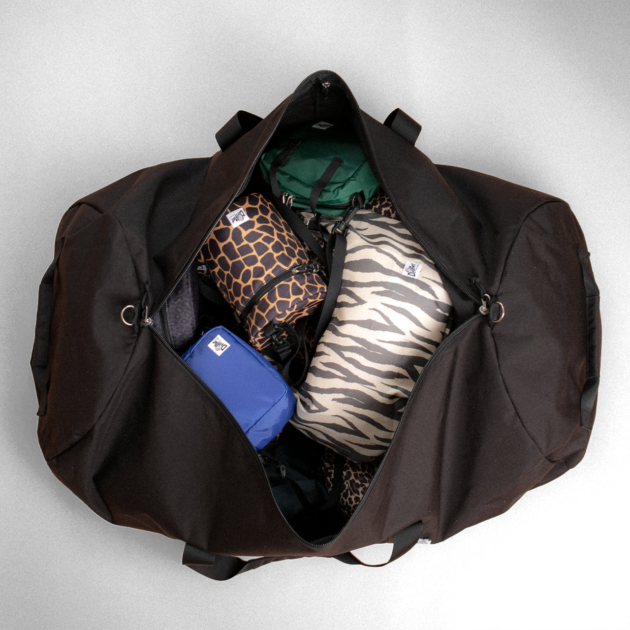 ジャイアントダッフル