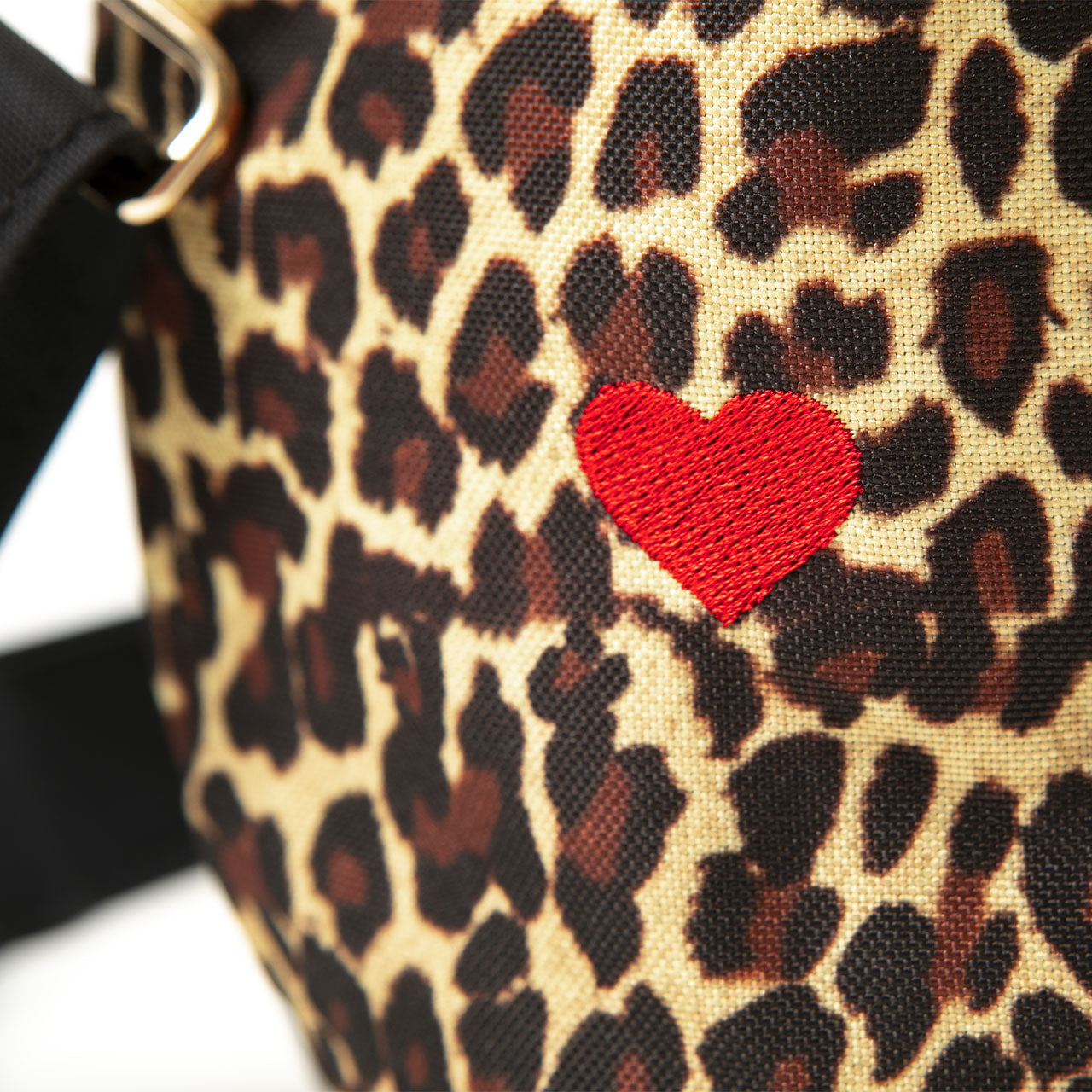 SAMPLE-SP CHAIN BAG LEOPARD (HEART)