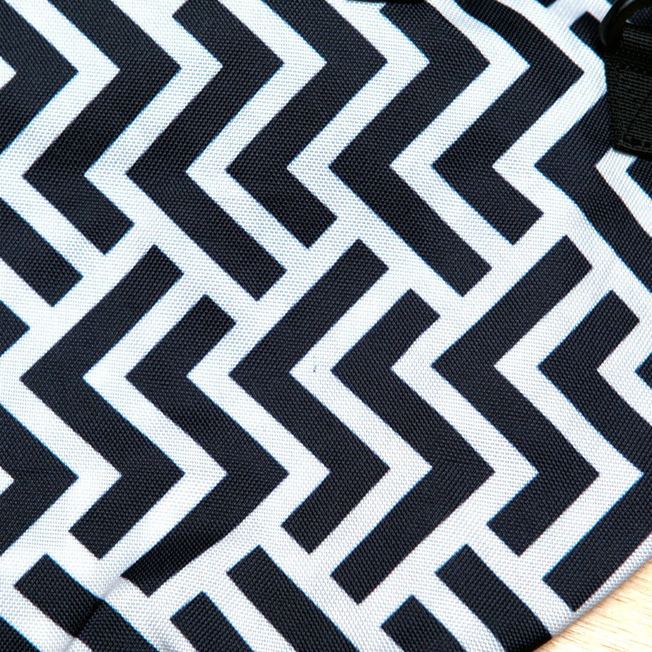 SAMPLE-DRAWSTRING GEOMETRIC (NICE HEART!)