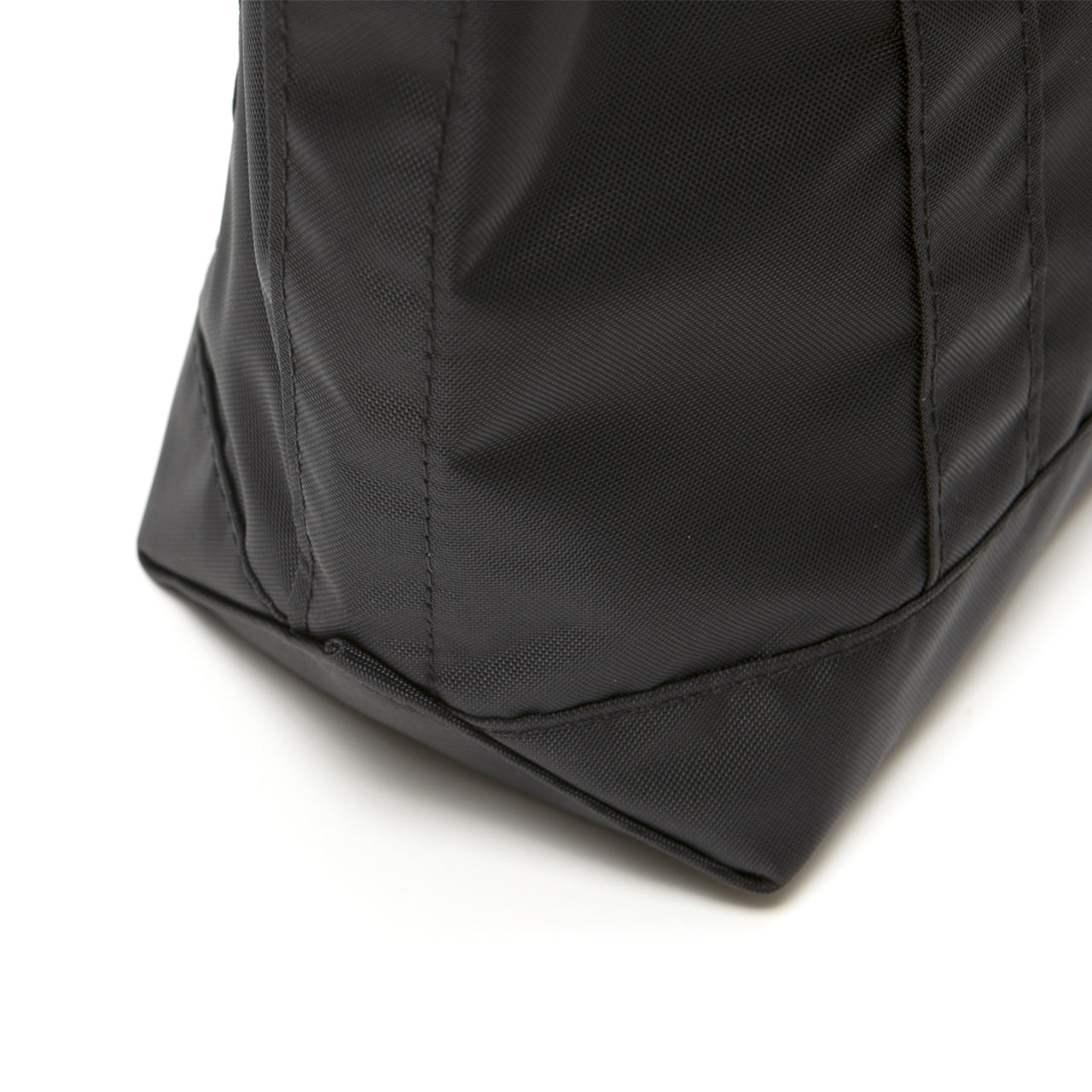 SAMPLE-BUCKEYE MEDIUM TOTE+ BLACK x BLACK (LOVE ME FLOWER)