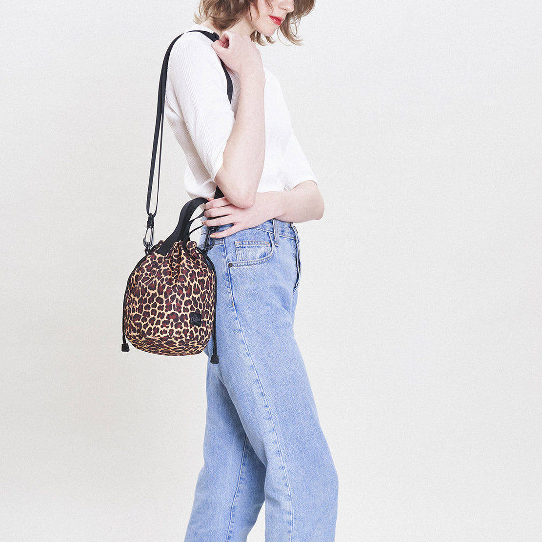 ドローストリングポーチ プラス 巾着 限定