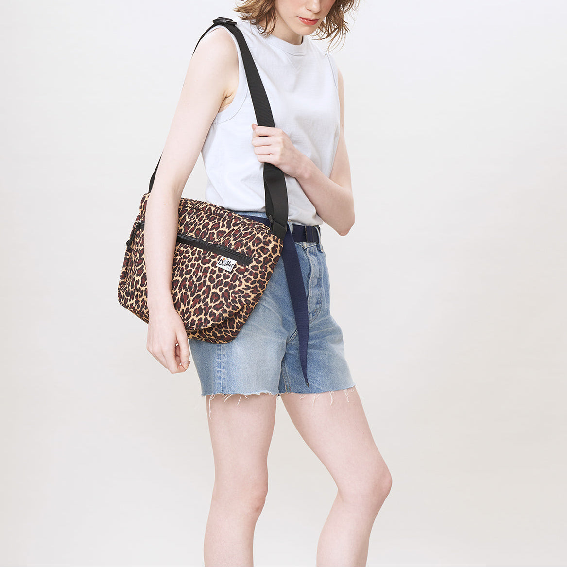 PACK CARRIER / パックキャリアー